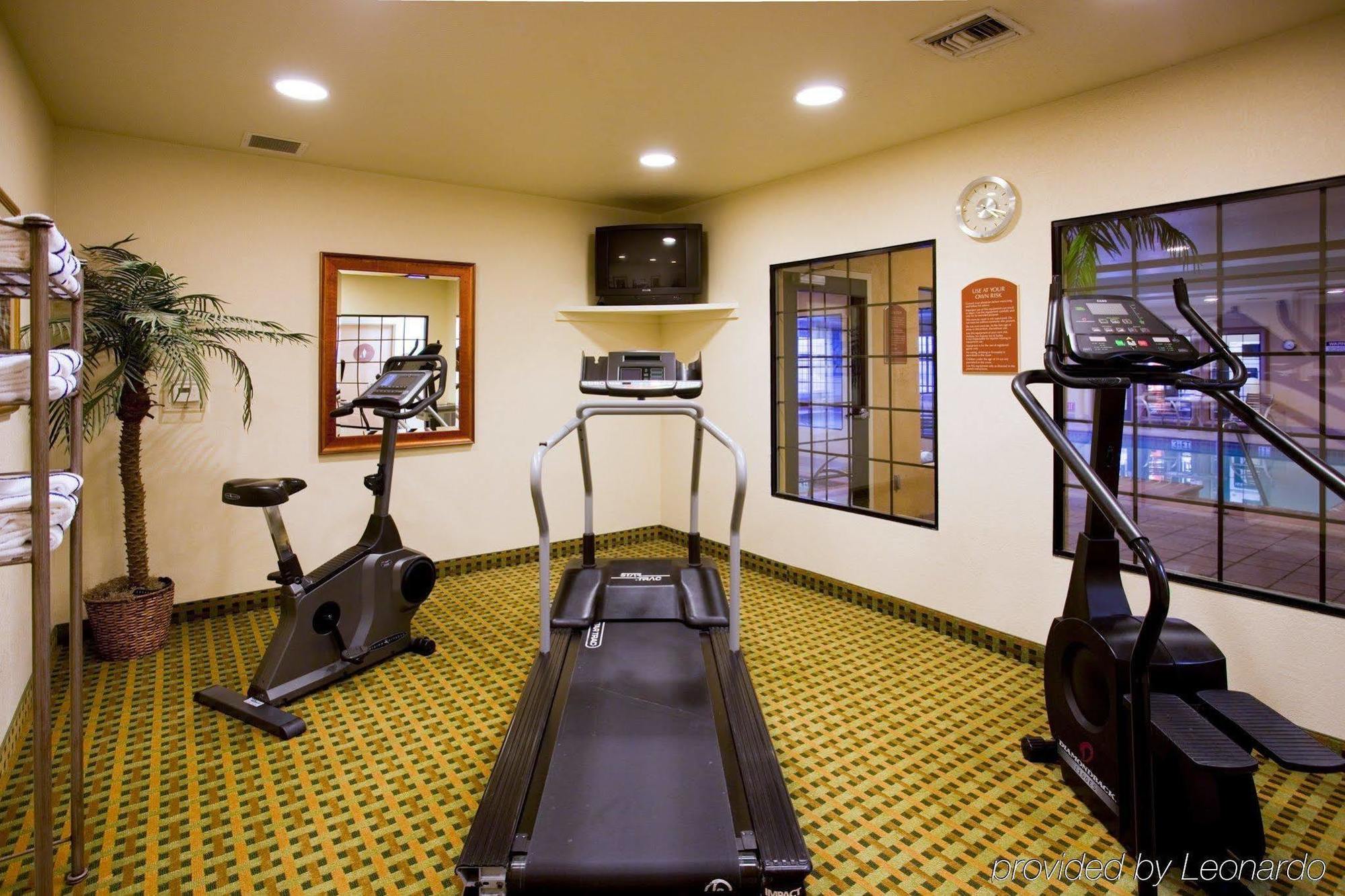 Holiday Inn Express Hotel & Suites Hesperia, An Ihg Hotel Удобства фото